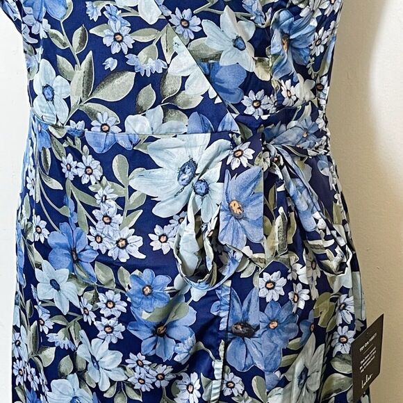 Lulus Womens Dress Size Medium Totally Romantic Quiet Luxury Floral Wrap Midi - Picture 8 of 14